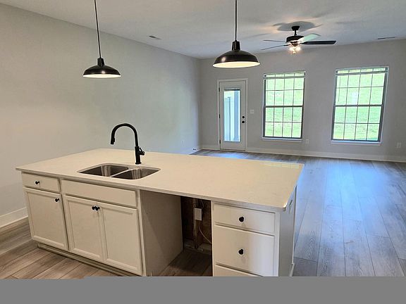 3rd image of 8946 Keenberg Ln
