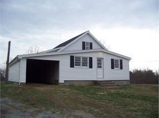 4832 Greenbriar Rd, Breeding, KY 42715