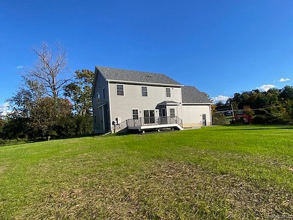 4th image of 175 Mulford Road