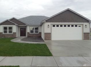 517 S Astor Loop NE, Moses Lake, WA 98837