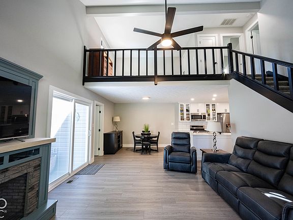 5th image of 566 Conner Creek Dr