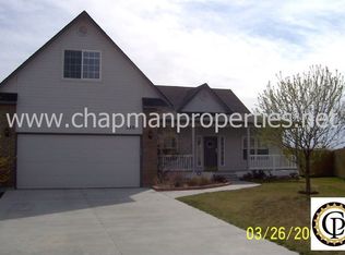 555 S Lodestone Ave, Meridian, ID 83642