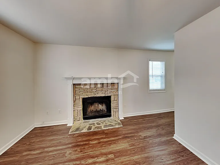714 Ridgewood Way — Photo 8