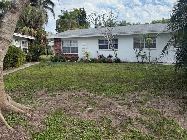 823 Courtington Ln #1, Fort Myers, FL 33919