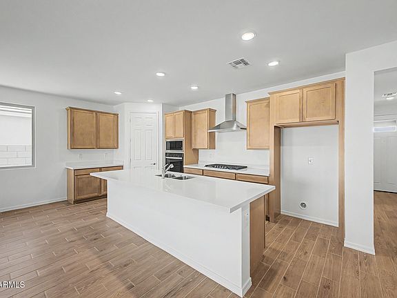 3rd image of 2020 E Gordal Drive