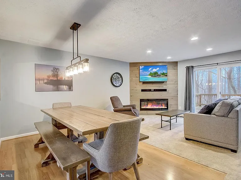 1011 Ellicott Dr — Photo 8