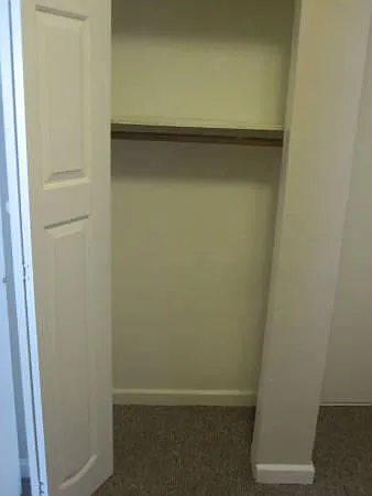 1 bed, 1.0 bath, $1,350 — Photo 2
