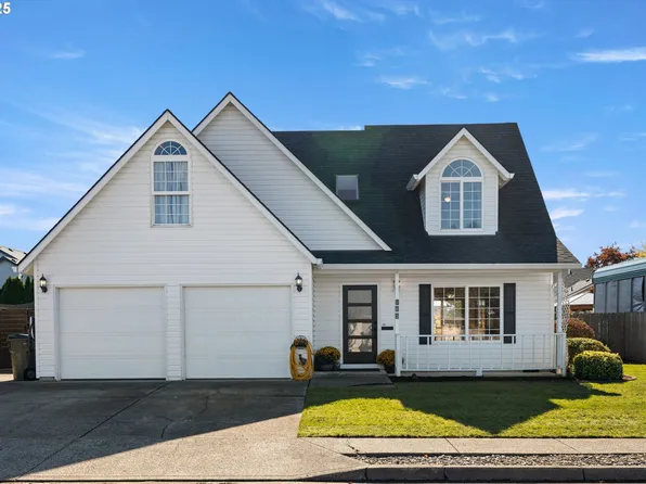363 SE 7th Ave, Canby, OR 97013