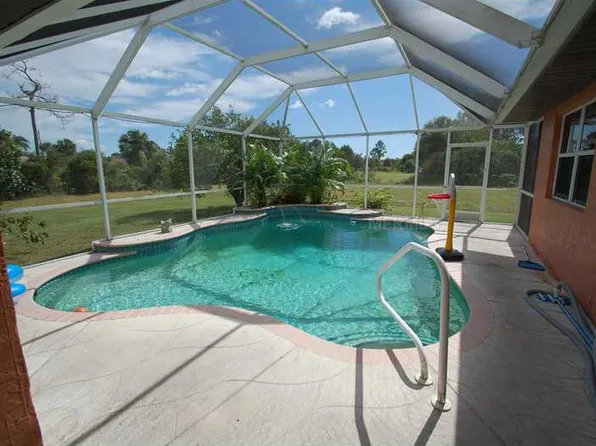 202 Antofagasta St, Punta Gorda, FL 33983