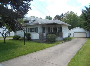2828 Arcadia Ave, Erie, PA 16506