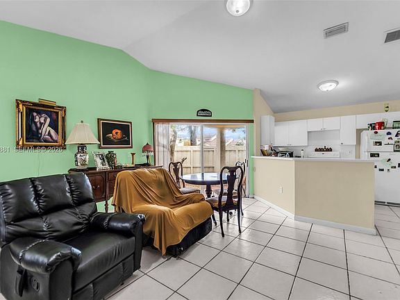 5th image of 3400 San Remo Cir
