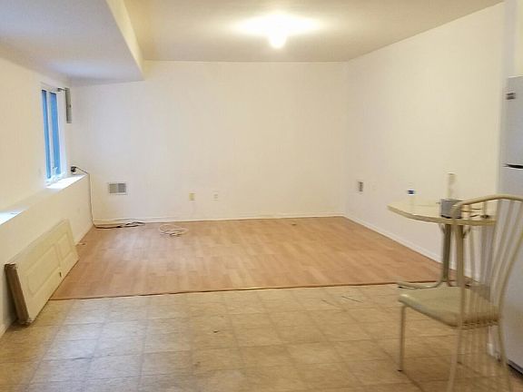 3rd image of 140 Erika Loop # Fl 1ST