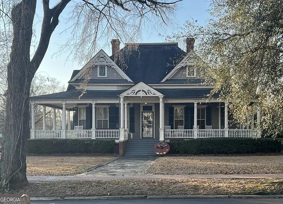 1st image of 702 Bellevue Ave