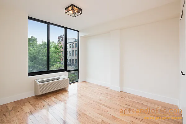 Rented by aptsandlofts.com | media 18