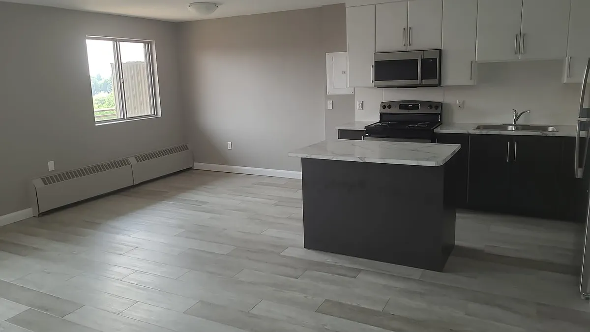 Building Photo - 1 Humber Ct