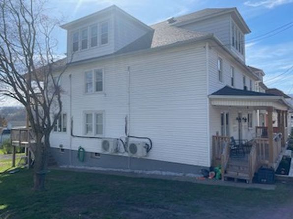 213 Robert St #215