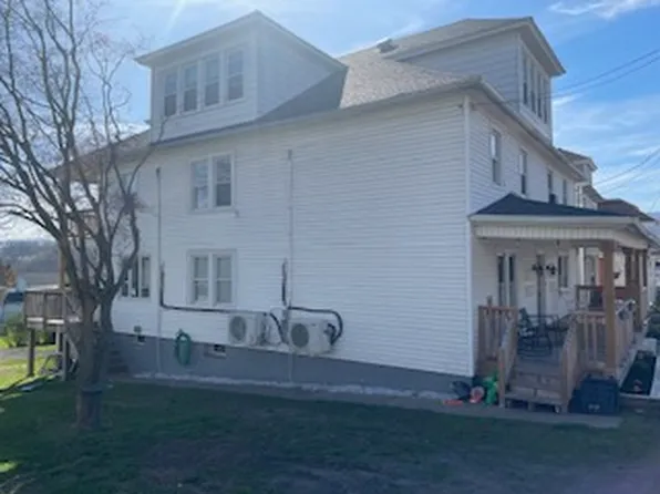 213 Robert St #215, Nanticoke, PA 18634