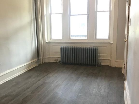 2nd image of 1317 W Allegheny Ave APT 1