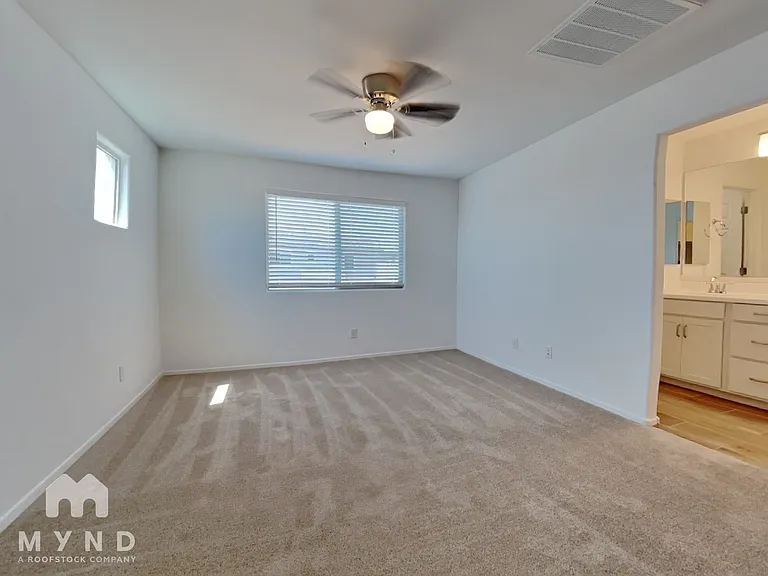 10758 W McKinley St — Photo 11