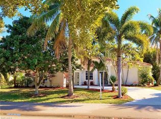 14530 Laguna Dr, Fort Myers, FL 33908