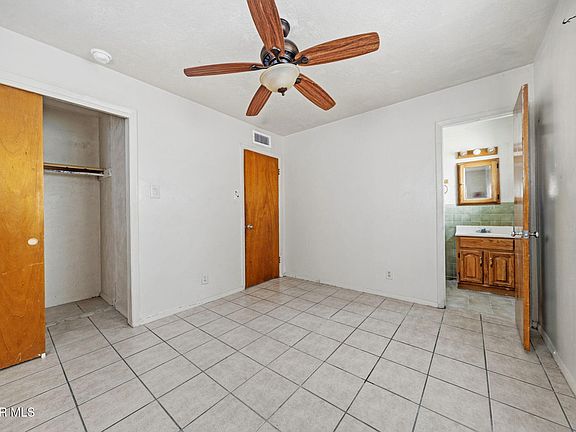 3rd image of 5817 Sturgeon Dr