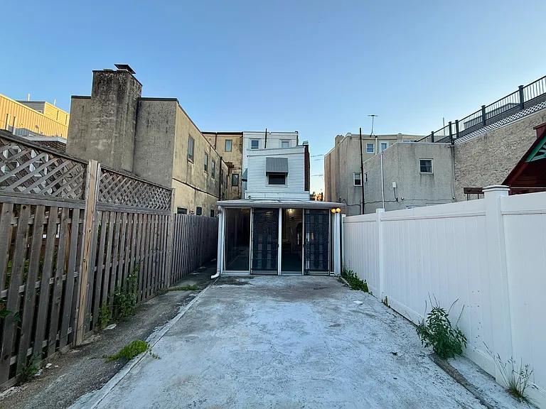 2623 E Norris St — Photo 3