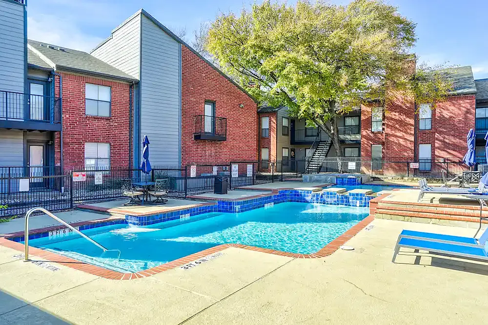 Spring Lake Village Apartments — Photo 1