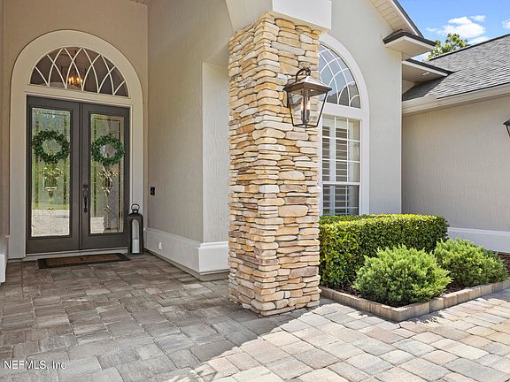 4th image of 4616 PECOS Court