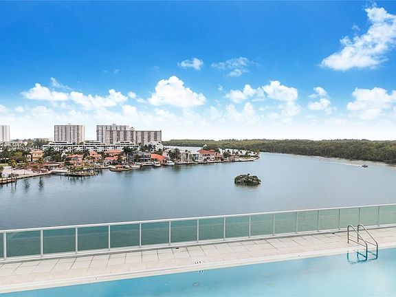 5th image of 400 Sunny Isles Blvd APT 715