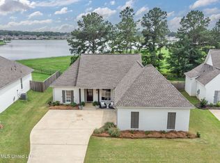 157 Shore View Dr, Madison, MS 39110