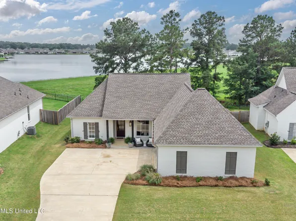 157 Shore View Dr, Madison, MS 39110