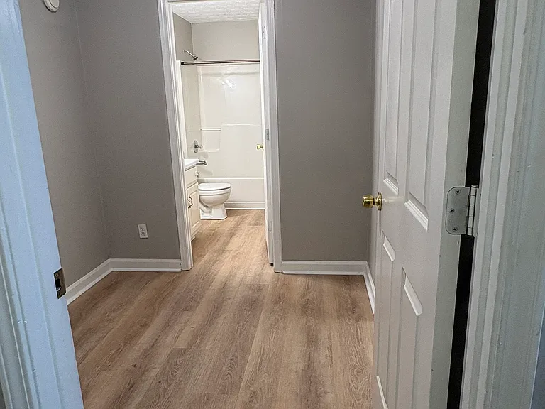 2700 Fort Daniels Dr — Photo 46