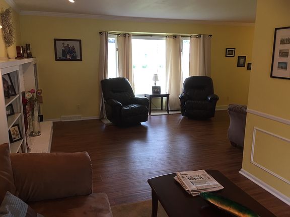 4th image of 4072 Redwing Ave SW