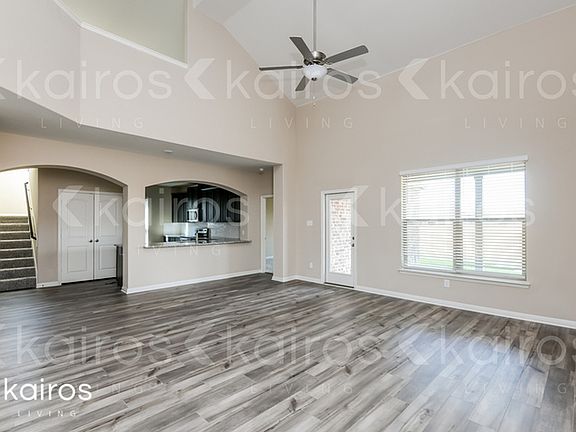 5th image of 13641 Lansman Dr