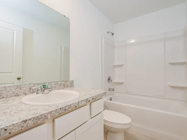 2042 Hemingway Cir — Photo 15