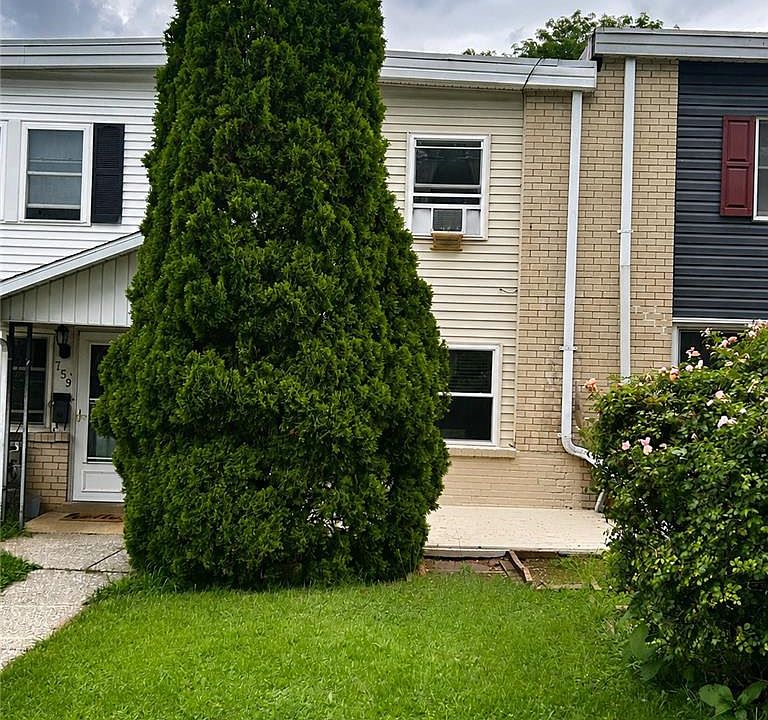 1st image of 757 Mohawk St