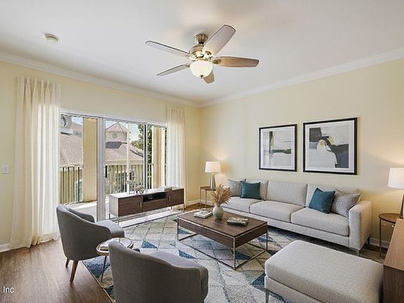 2nd image of 8290 Gate Pkwy Unit 709