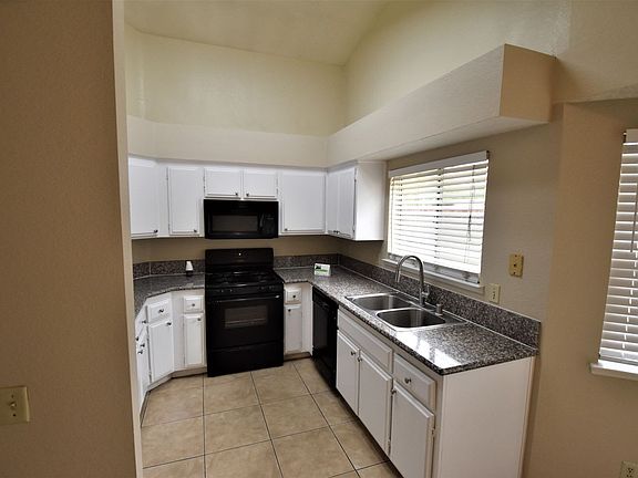 4th image of 13539 Red Mahogany Dr