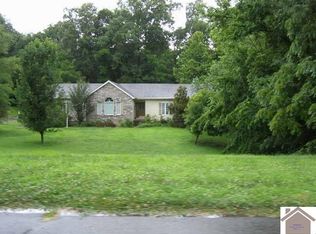 165 Ken Ln, Paducah, KY 42003