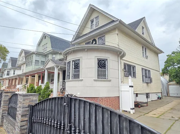 9211 107th Street, Richmond Hill, NY 11418