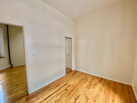 Rented by Crosstown Apartments NYC | media 17