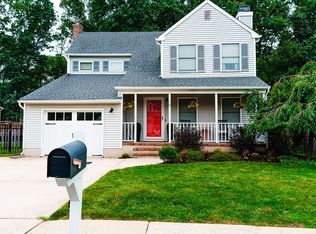 15 Hoagland Ct, Bridgewater, NJ 08807