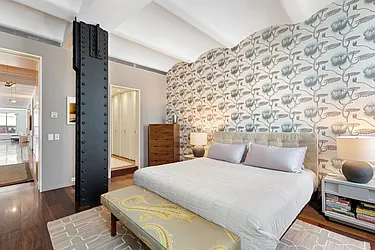 Sold by Liss Real Estate Group LLC