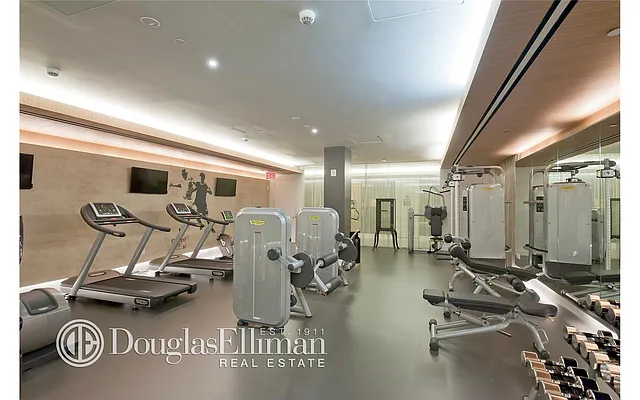 Rented by Douglas Elliman | media 14