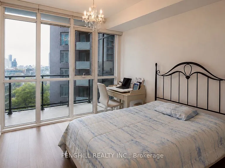 32 Davenport Rd #1108 — Photo 13