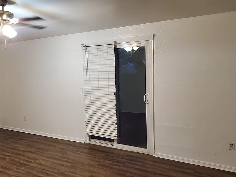 9609 Blue Bonnet Pl — Photo 17