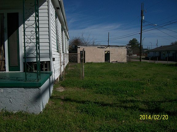 3rd image of 5721 N Robertson St