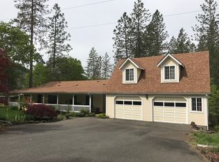 160 Himrich Dr, Grants Pass, OR 97527