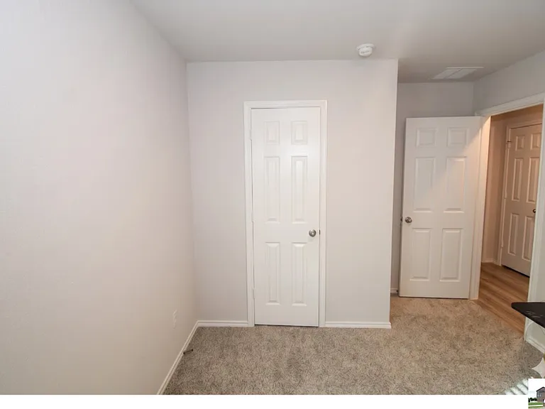 2478 Bee Creek Dr — Photo 16