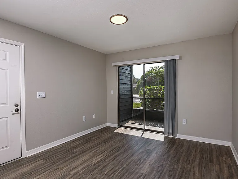 Lake Pointe — Photo 11